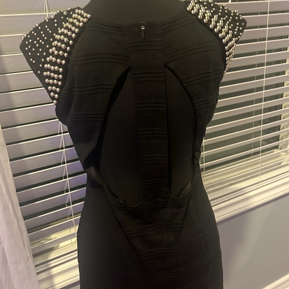 Guess Stylish Dress
Never worn - Picture 4 of 4